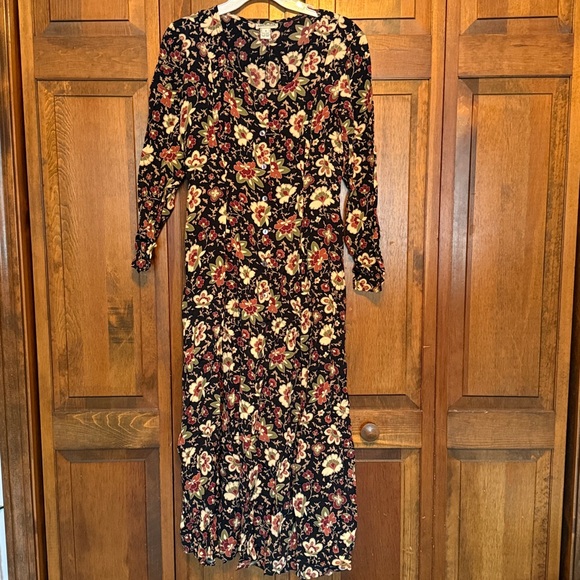 Ann Taylor Black Floral Dress - Picture 3 of 5